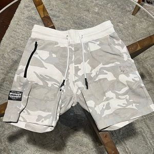 Young LA gym short